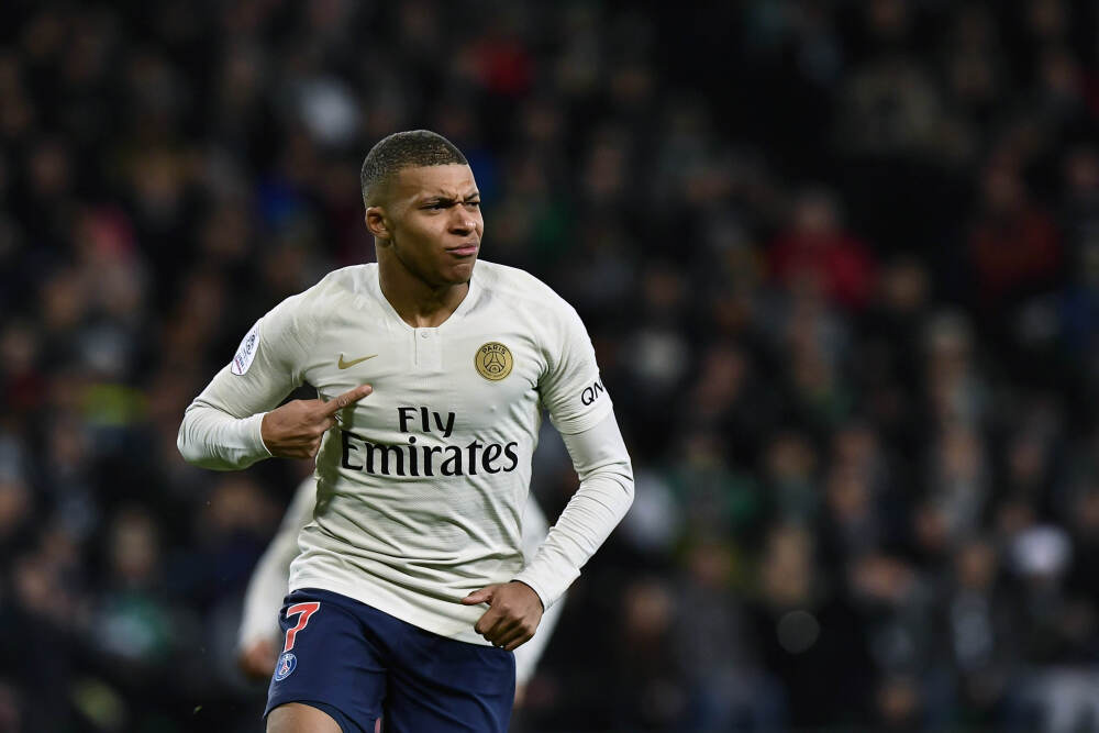 美对华贸易再出狠话，155%关税真能压垮中国？